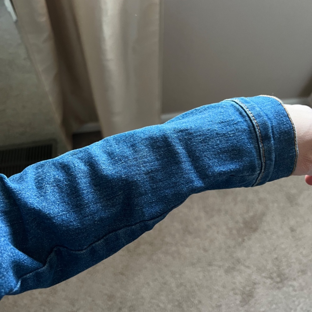 Denim / Jean Jacket - Picture 2 of 4